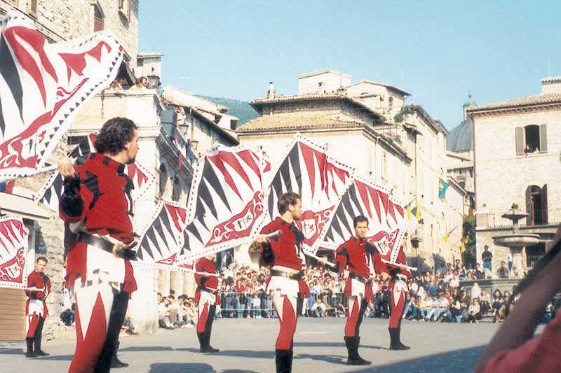 La Grande Squadra - Sbandieratori di Assisi