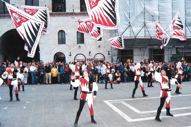 La Grande Squadra - Sbandieratori di Assisi