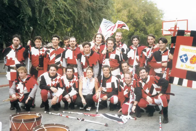 Sbandieratori di Assisi ad Assisi nel 1996