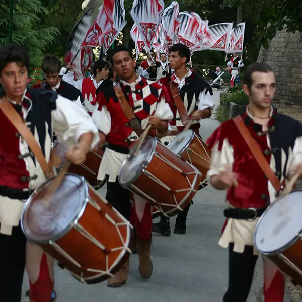 Sbandieratori di Assisi a Avellino nel 2007