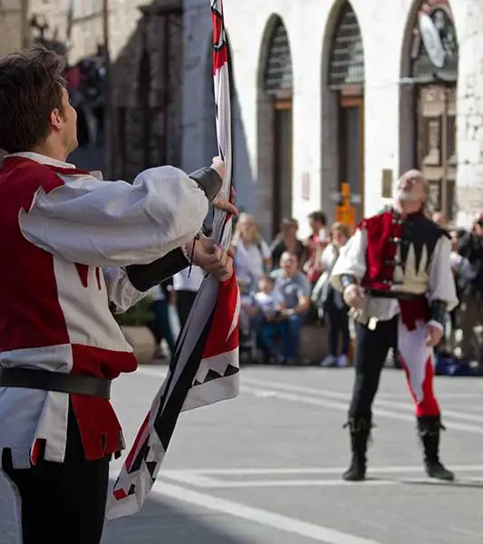 Sbandieratori di Assisi ad Assisi nel 2014, foto d’archivio