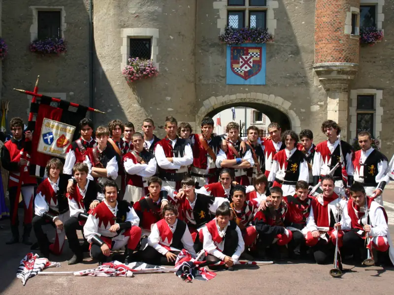 Sbandieratori di Assisi a Francia nel 2006