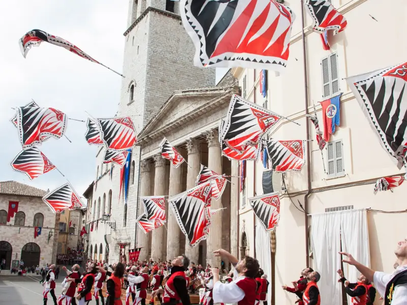 Sbandieratori di Assisi ad Assisi nel 2015