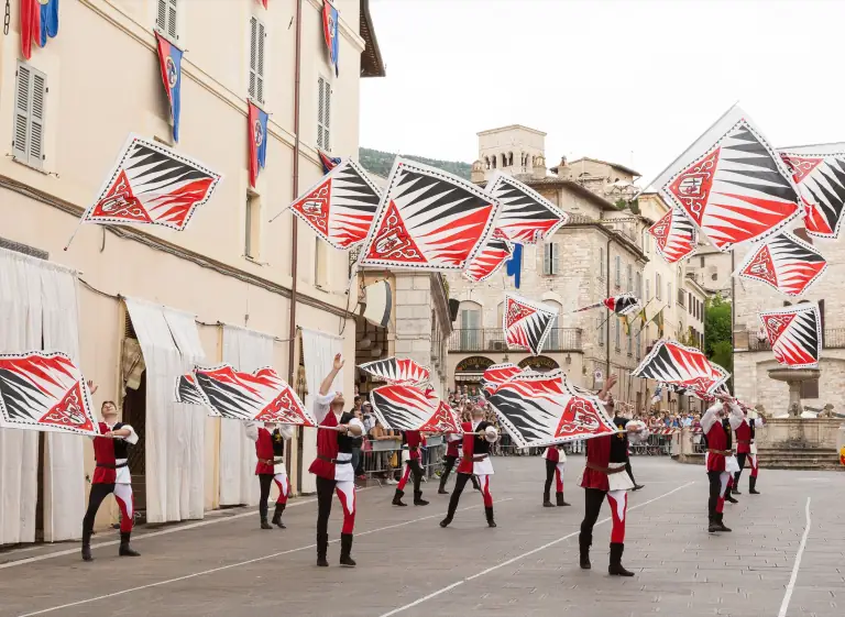 Sbandieratori di Assisi ad Assisi nel 2015