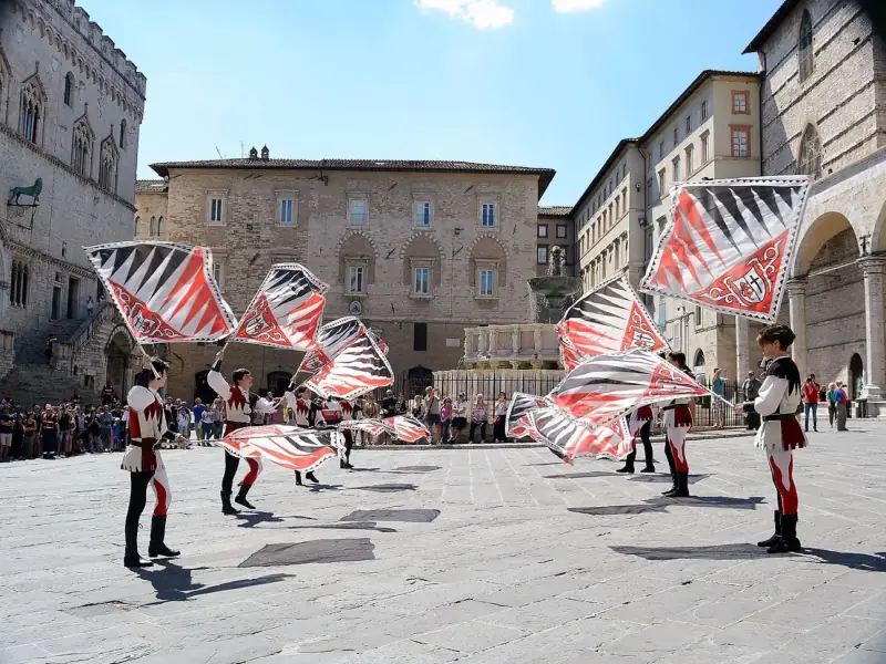 Sbandieratori di Assisi a Perugia nel 2017