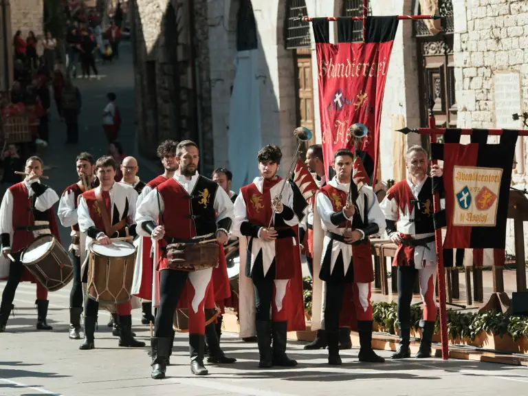 Sbandieratori di Assisi ad Assisi nel 2024