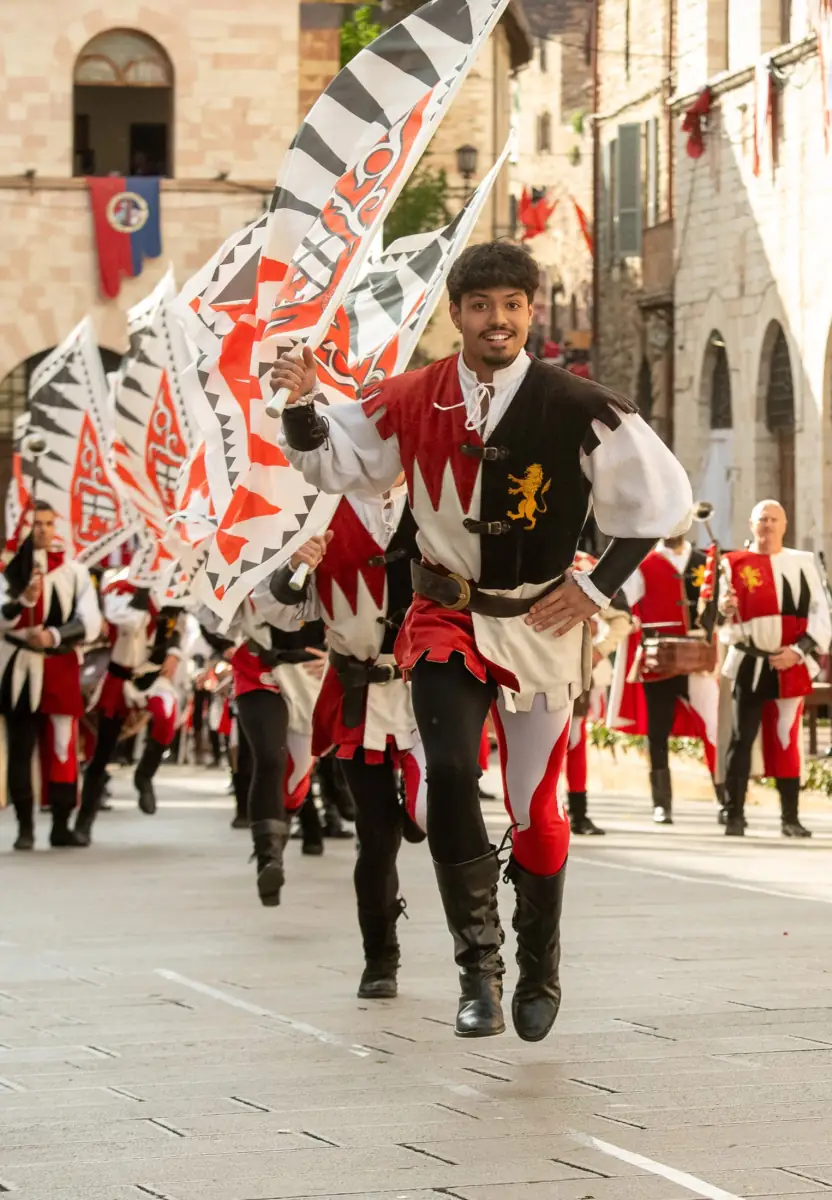 Sbandieratori di Assisi ad Assisi nel 2025