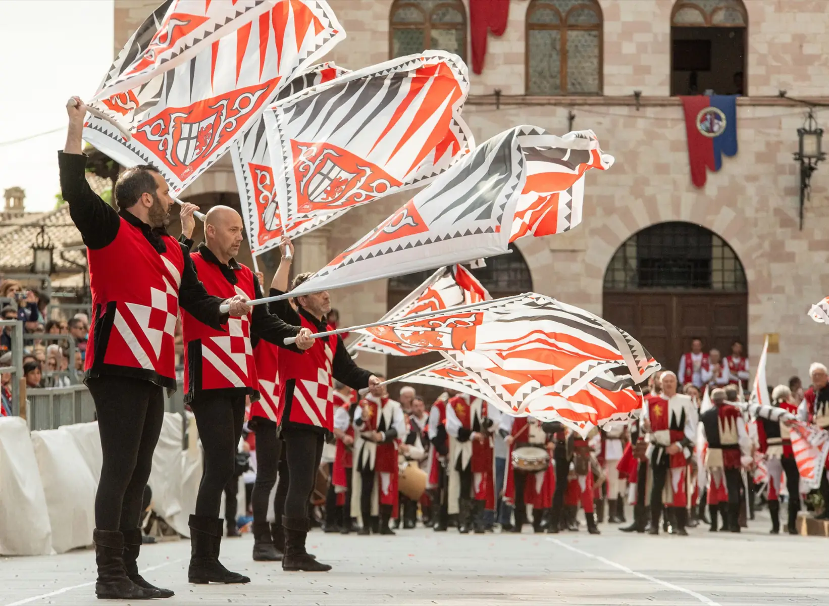 Sbandieratori di Assisi ad Assisi nel 2025