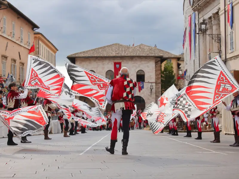 Sbandieratori di Assisi ad Assisi nel 2025
