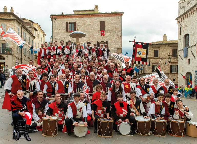 Sbandieratori di Assisi ad Assisi nel 2025